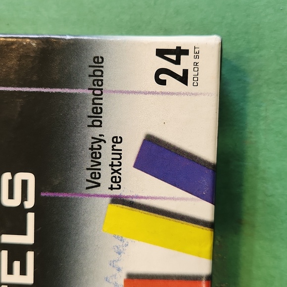 Prismacolor SOFT pastels, 24 ct - Picture 2 of 5